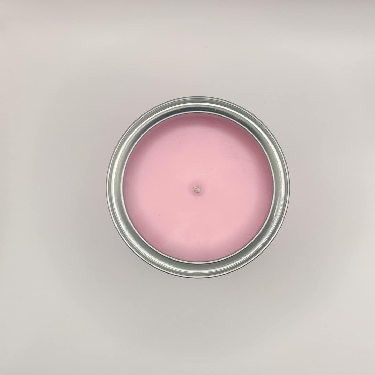 Flower Child candle in pink retro tin – rose, rhubarb, and vanilla vegan soy candle by Retro Bloom